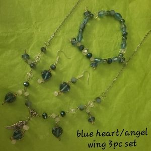 Blue hearts/angel wing set